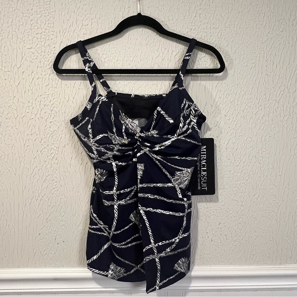 Miraclesuit Navy and White Nautical Rope design Tankini TOP ONLY size 8 - Picture 3 of 12